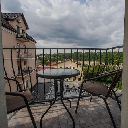 Apartments U Ratushi Каменец-Подольский Экстерьер фото