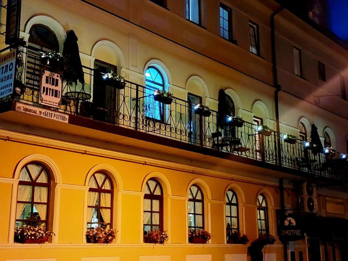 Apartments U Ratushi Каменец-Подольский Экстерьер фото