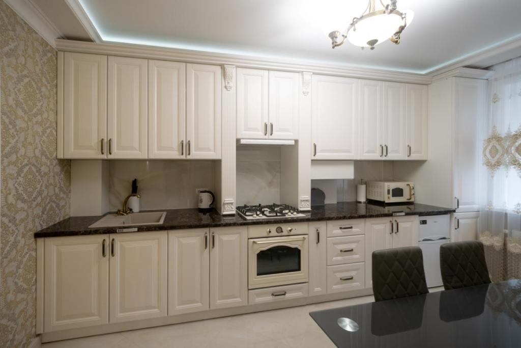 Apartments U Ratushi Каменец-Подольский Экстерьер фото